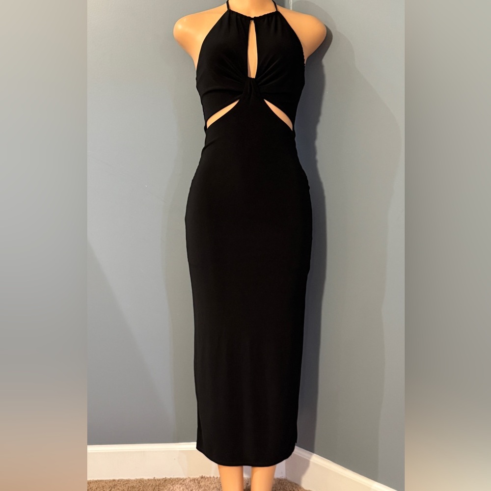 Elegant Iris Black Cutout Midi Dress - Size Small